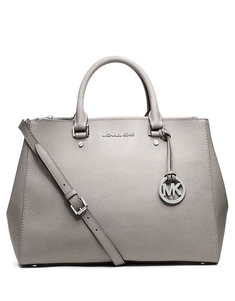 michael kors tasche mit aufdruck rose grau|Michael Kors jet set.